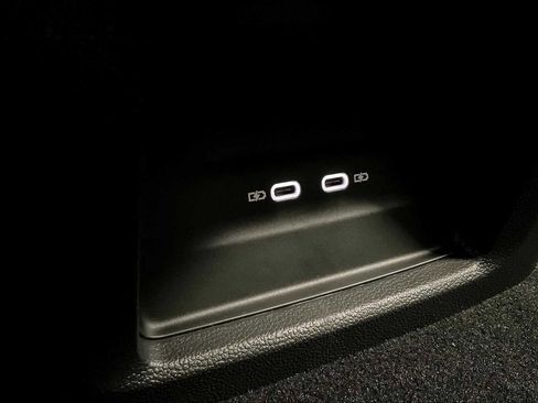 New 2025 Volkswagen Atlas Cross Sport SE image 22