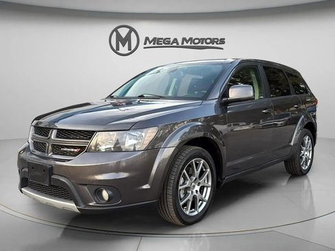 Used 2019 Dodge Journey GT image 1