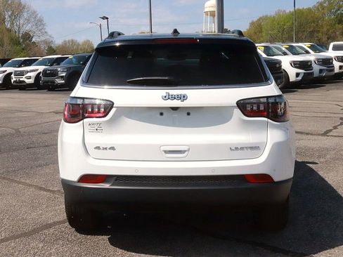 Used 2025 Jeep Compass Limited image 6