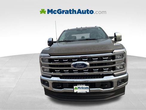 New 2026 Ford F250 Lariat w/ Chrome Package image 7