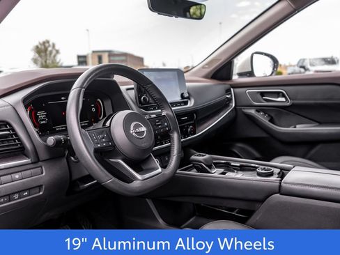 Used 2023 Nissan Rogue Platinum AWD/4WD image 21