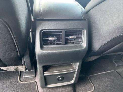 New 2024 Ford Edge SE AWD/4WD image 15