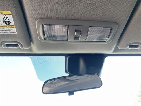 Used 2022 Nissan Frontier S image 22