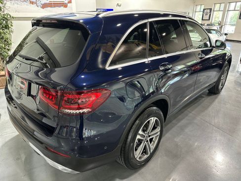 Used 2021 Mercedes-Benz GLC 300 w/ Premium Package image 28