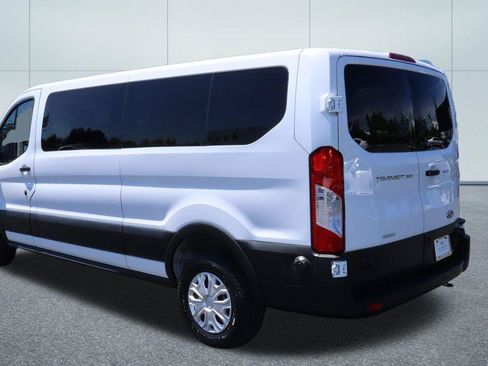 Used 2024 Ford Transit 350 XLT RWD image 3