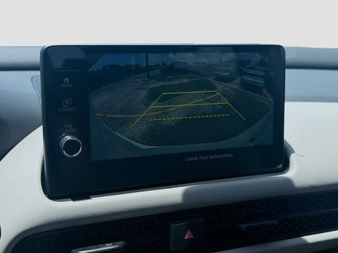 New 2027 Honda HR-V LX image 13