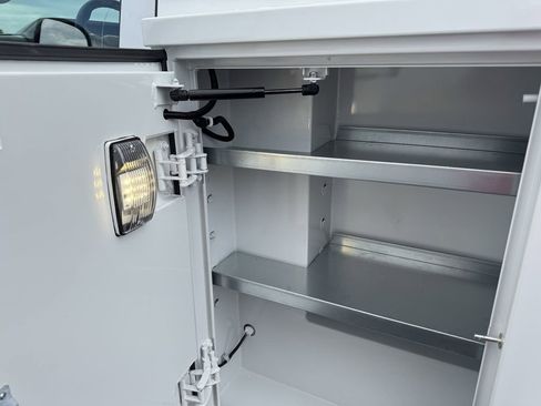 New 2026 Ford E-350 and Econoline 350 Super Duty w/ Power Equipment Group RWD image 18