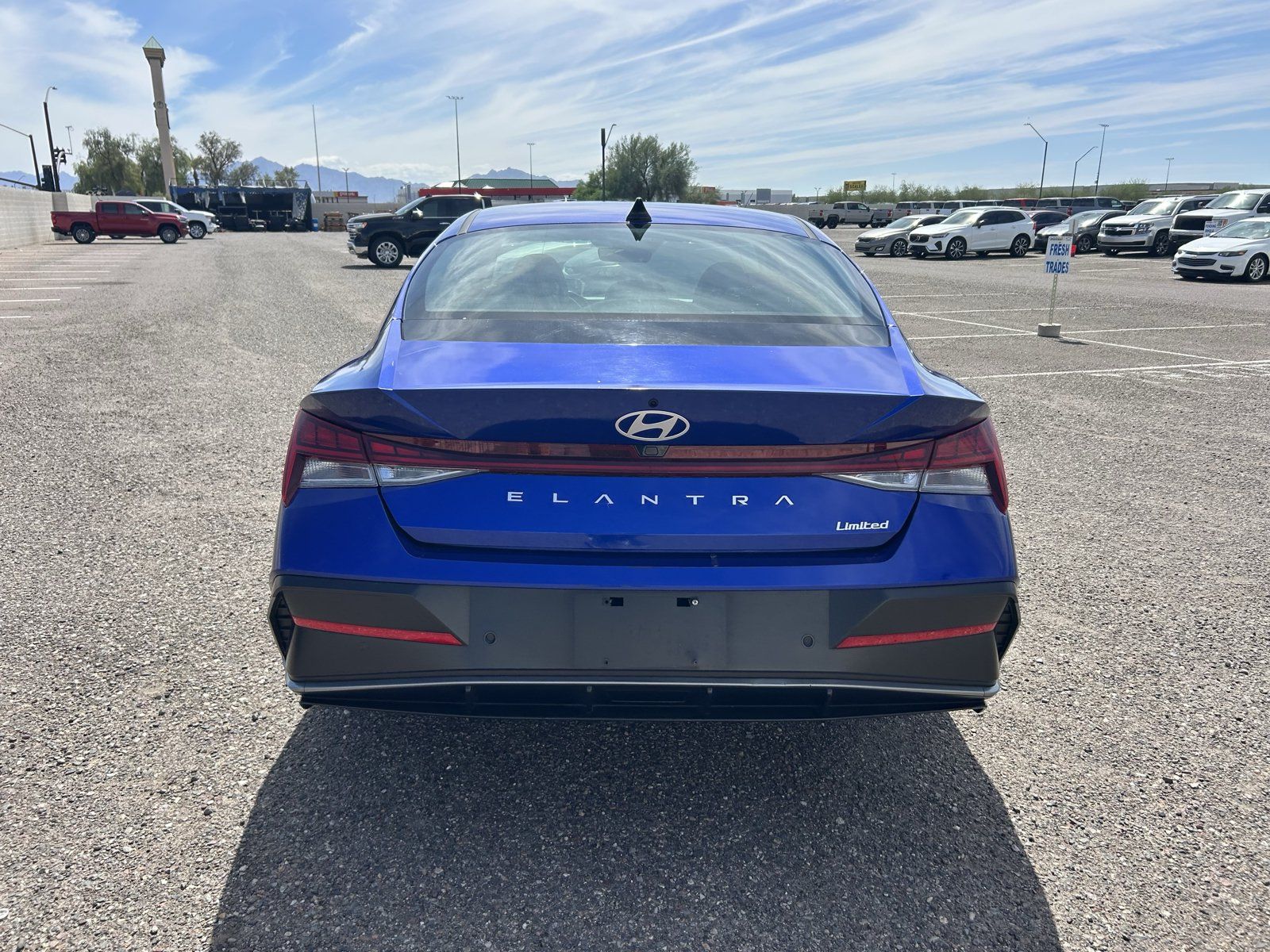 Used 2024 Hyundai Elantra Limited FWD image 4