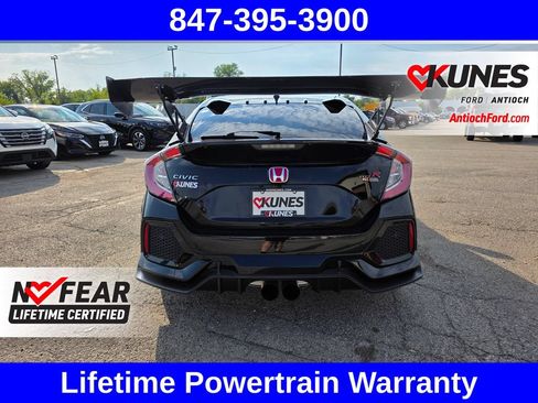 Used 2018 Honda Civic Type R image 8