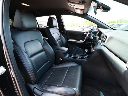 Used 2020 Kia Sportage S FWD image 24