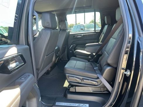 New 2026 Chevrolet Suburban High Country w/ Sun And Tow Package image 28