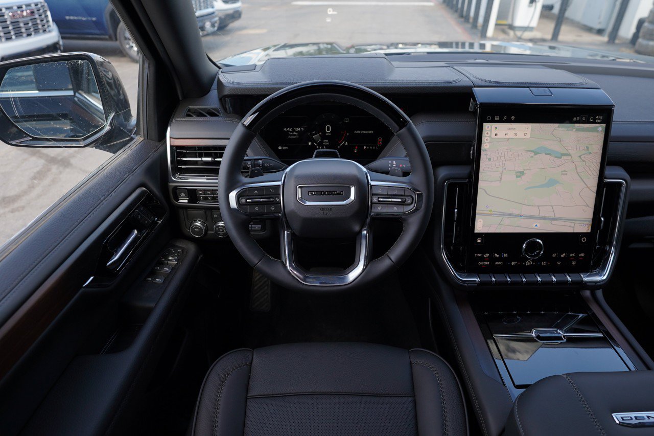 New 2026 GMC Yukon Denali w/ Advanced Technology Package RWD image 17