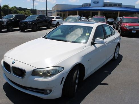 Used 2011 BMW 535i Sedan RWD image 11