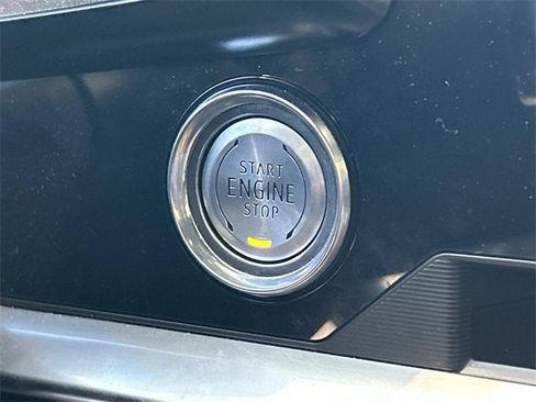 Used 2024 Chevrolet Corvette Stingray Coupe w/ Z51 Performance Package image 29