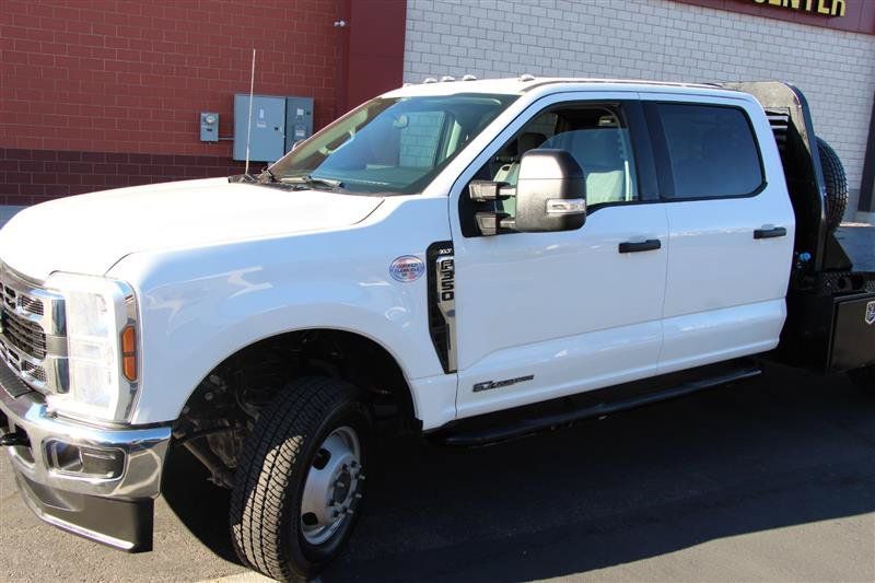 Used 2025 Ford F350 XLT AWD/4WD image 4