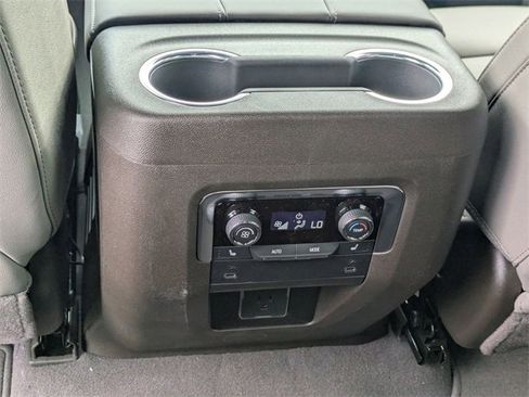 New 2026 Chevrolet Suburban LT w/ Comfort Package image 30