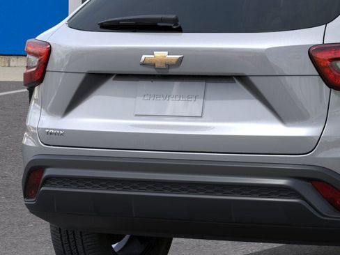 New 2026 Chevrolet Trax LS image 14
