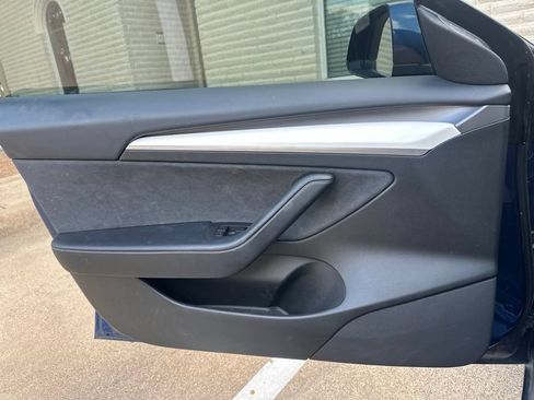 Used 2021 Tesla Model 3 Standard Range Plus RWD image 9