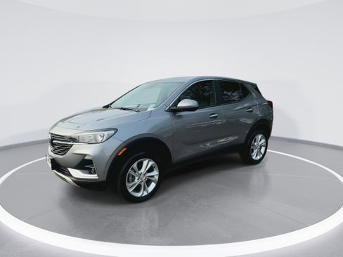Used 2023 Buick Encore GX Preferred w/ Cold Weather Comfort Package image 4
