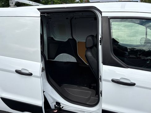 Used 2020 Ford Transit Connect XL FWD image 6