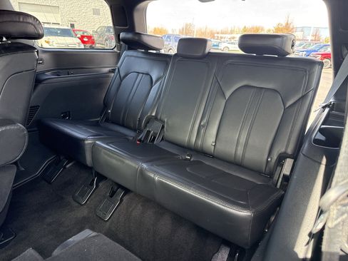 Used 2019 Ford Expedition Limited w/ Equipment Group 302A image 14