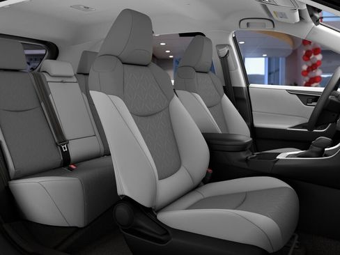 New 2025 Toyota RAV4 XLE image 21