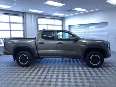 New 2026 Toyota Tacoma TRD Off-Road AWD/4WD image 6
