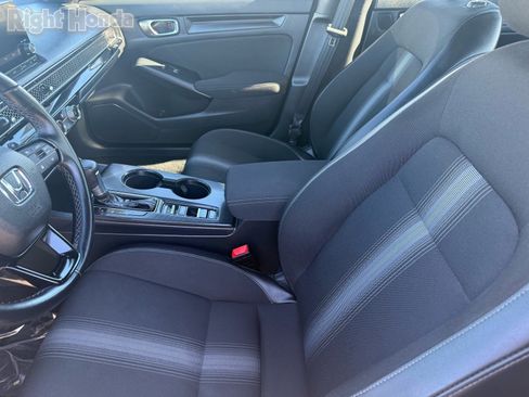 Used 2025 Honda Civic Sport image 12