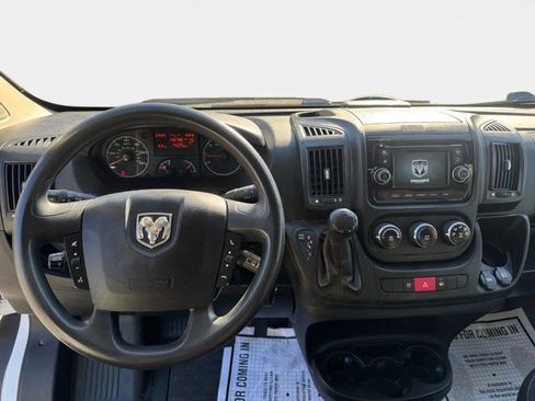 Used 2017 RAM ProMaster 2500 w/ Interior Convenience Group image 12