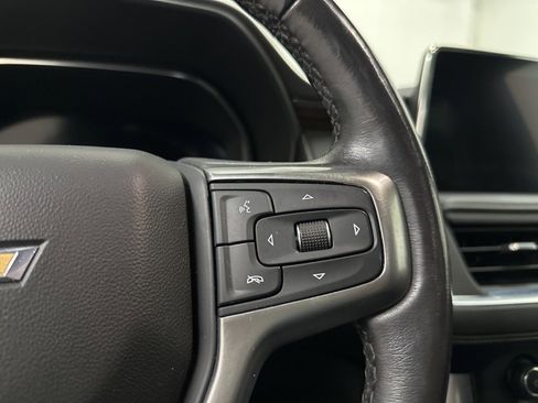 Used 2023 Chevrolet Suburban Premier image 38