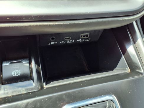 Certified 2024 Subaru Outback Premium AWD/4WD image 9