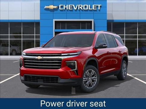 New 2027 Chevrolet Traverse LT w/ Driver Confidence Package FWD image 6