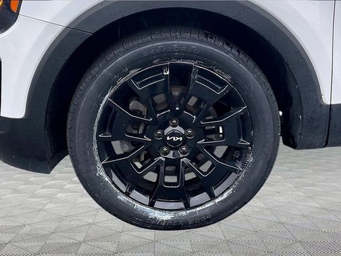 Used 2022 Kia Telluride EX w/ EX Premium Package image 35