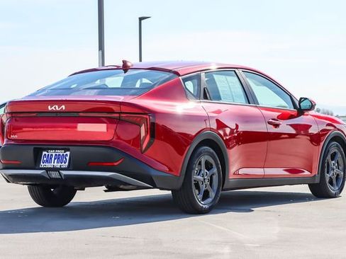 Used 2025 Kia K4 FWD image 8