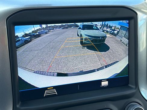 Used 2023 Chevrolet Silverado 3500 LT AWD/4WD image 14