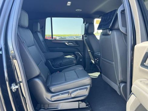 New 2026 GMC Yukon XL Denali w/ Advanced Technology Package image 30