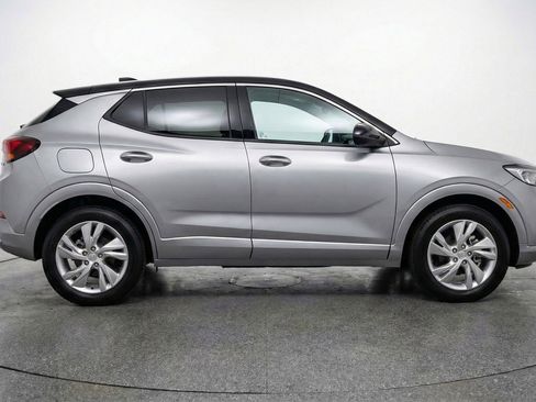 Used 2025 Buick Encore GX Preferred image 11