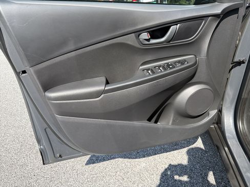 Used 2023 Hyundai Kona SEL w/ Cargo Package AWD/4WD image 12