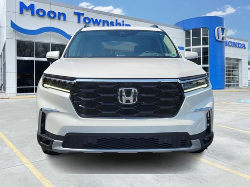 Used 2024 Honda Pilot Elite image 2