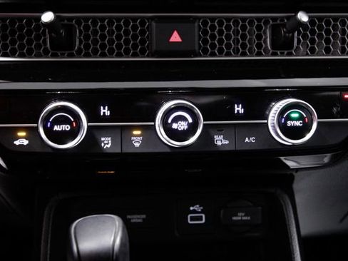 Certified 2023 Honda Civic EX image 29