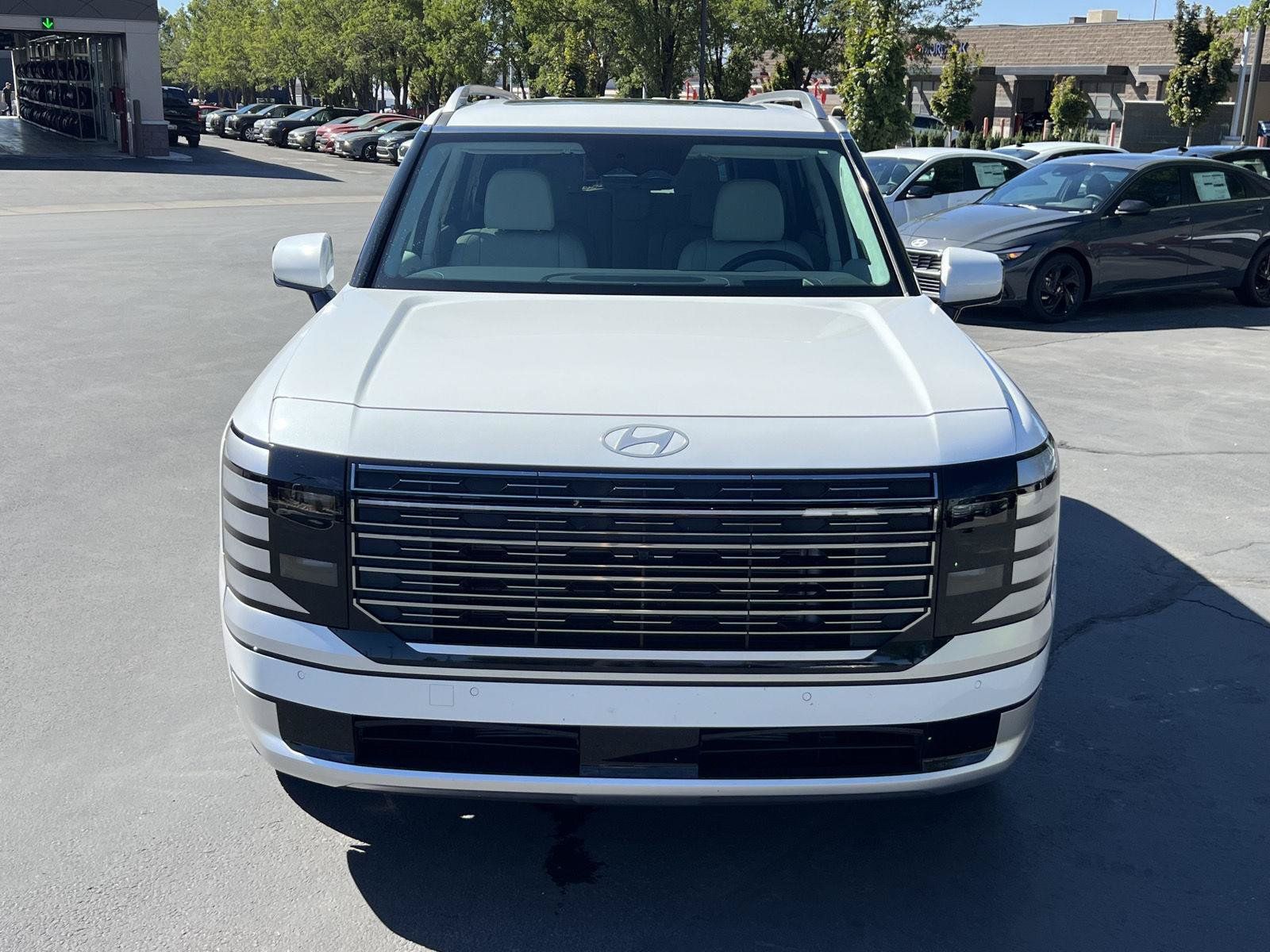 Certified 2026 Hyundai Palisade Calligraphy AWD/4WD image 4