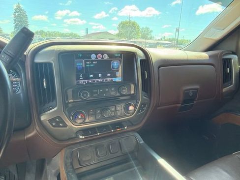 Used 2015 Chevrolet Silverado 1500 High Country AWD/4WD image 11
