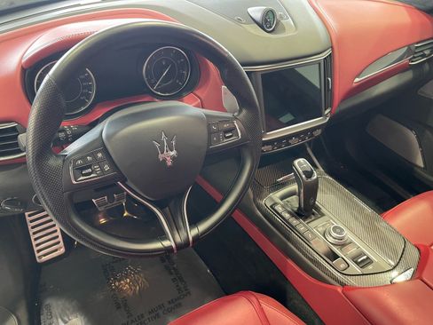 Used 2022 Maserati Levante Modena AWD/4WD image 29