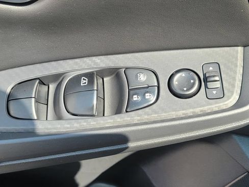 Used 2022 Nissan Sentra SV w/ Lighting Package FWD image 34