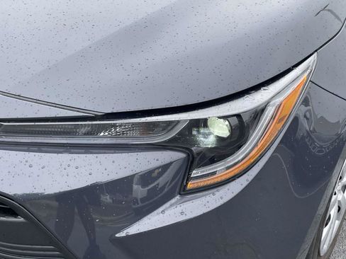 Used 2023 Toyota Corolla LE FWD image 6