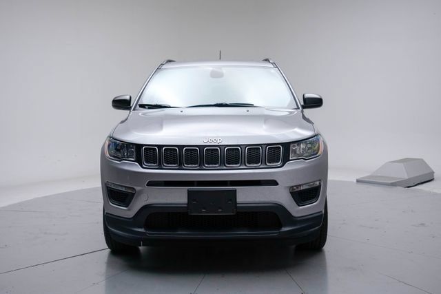 Used 2019 Jeep Compass Sport AWD/4WD image 11