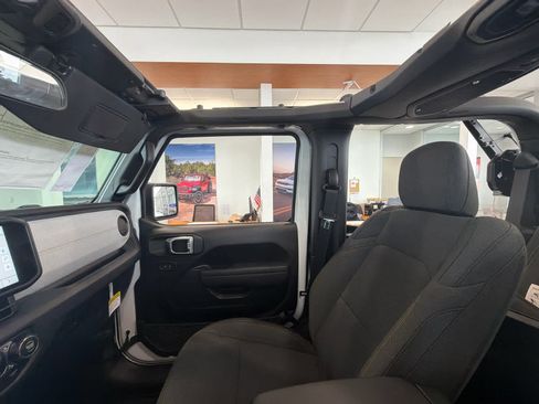 New 2026 Jeep Wrangler Sport AWD/4WD image 31