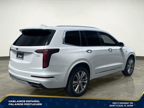 Certified 2023 Cadillac XT6 Premium Luxury w/ Technology Package FWD image 6