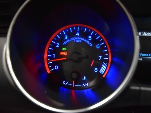 Used 2018 Ford Mustang GT Premium image 24