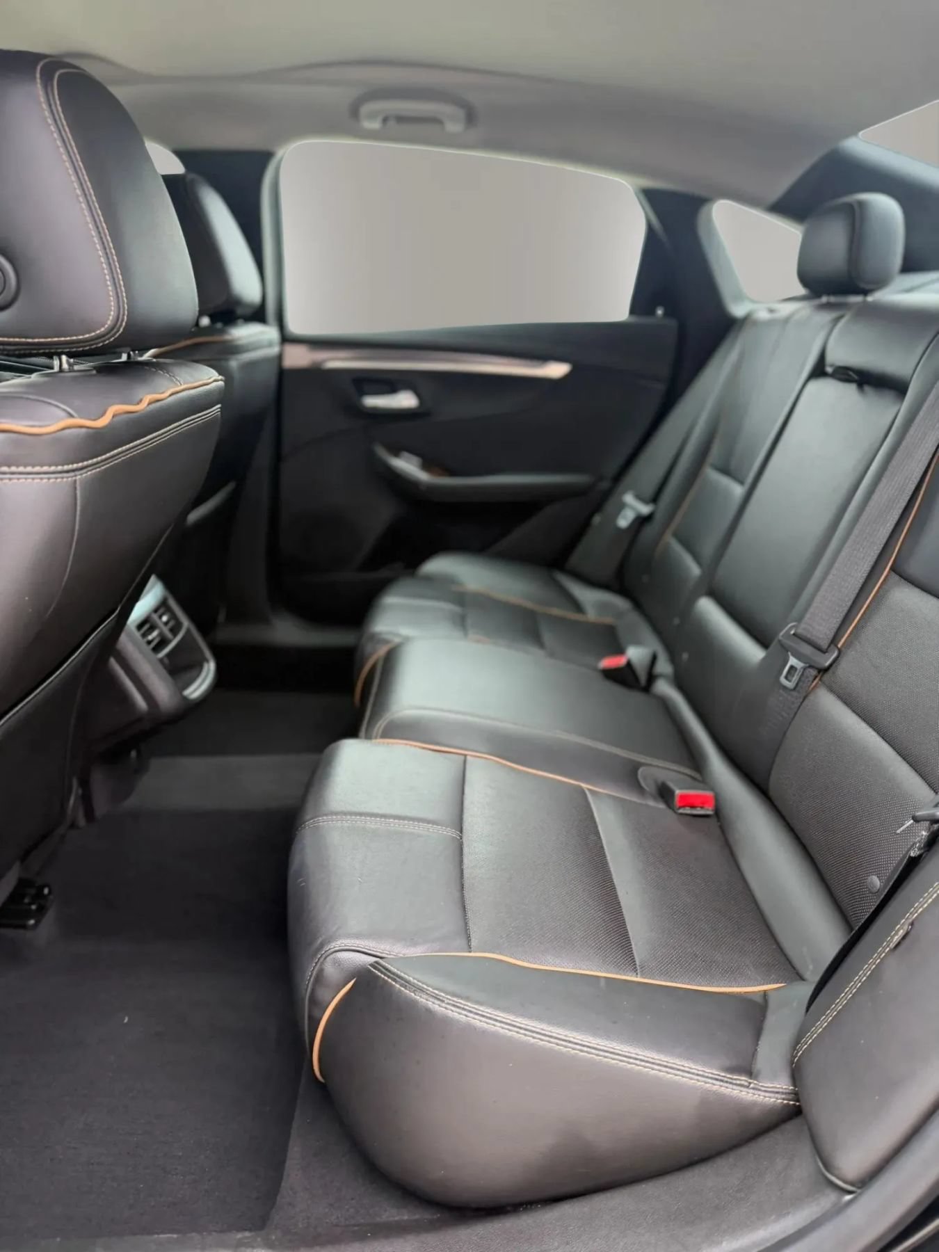 Used 2015 Chevrolet Impala LTZ FWD image 18
